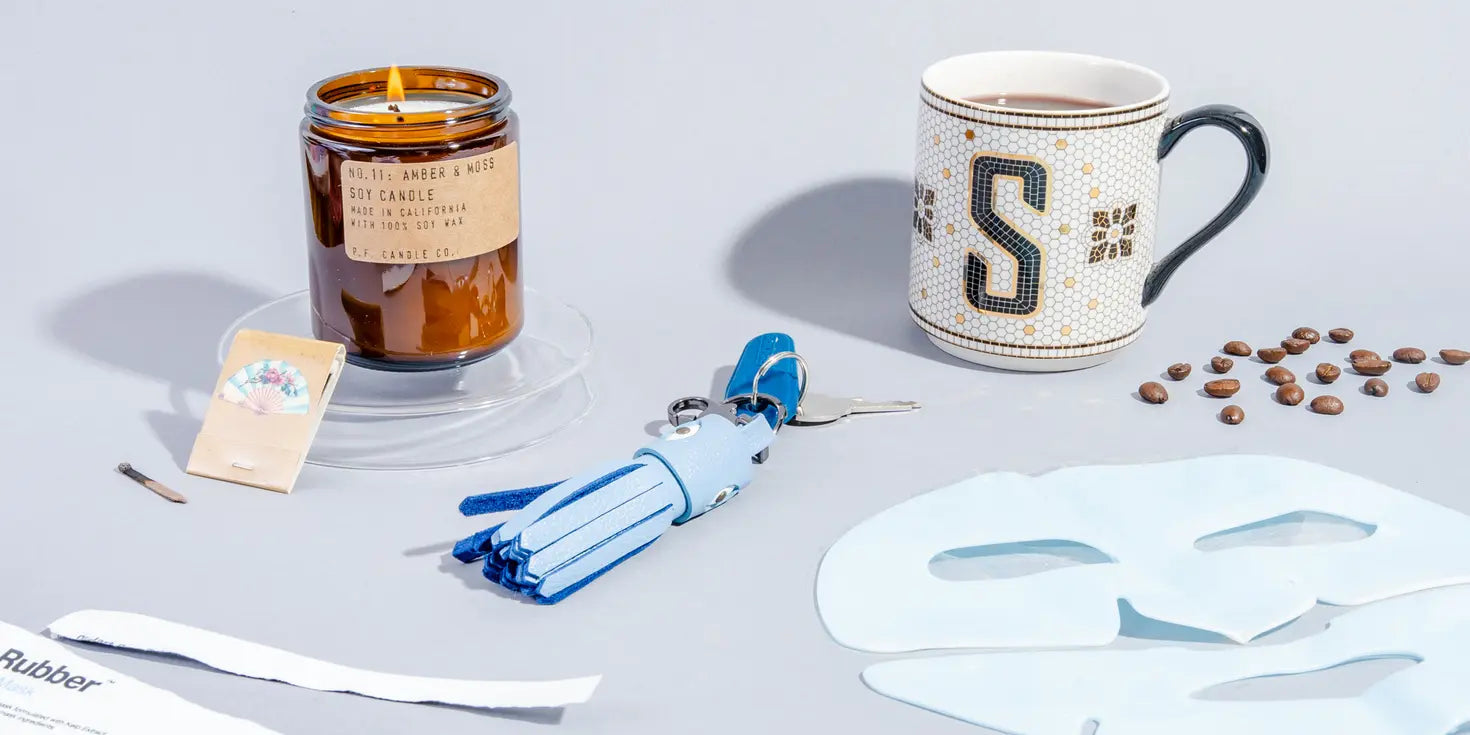 NYTIMES - An insouciant accessory