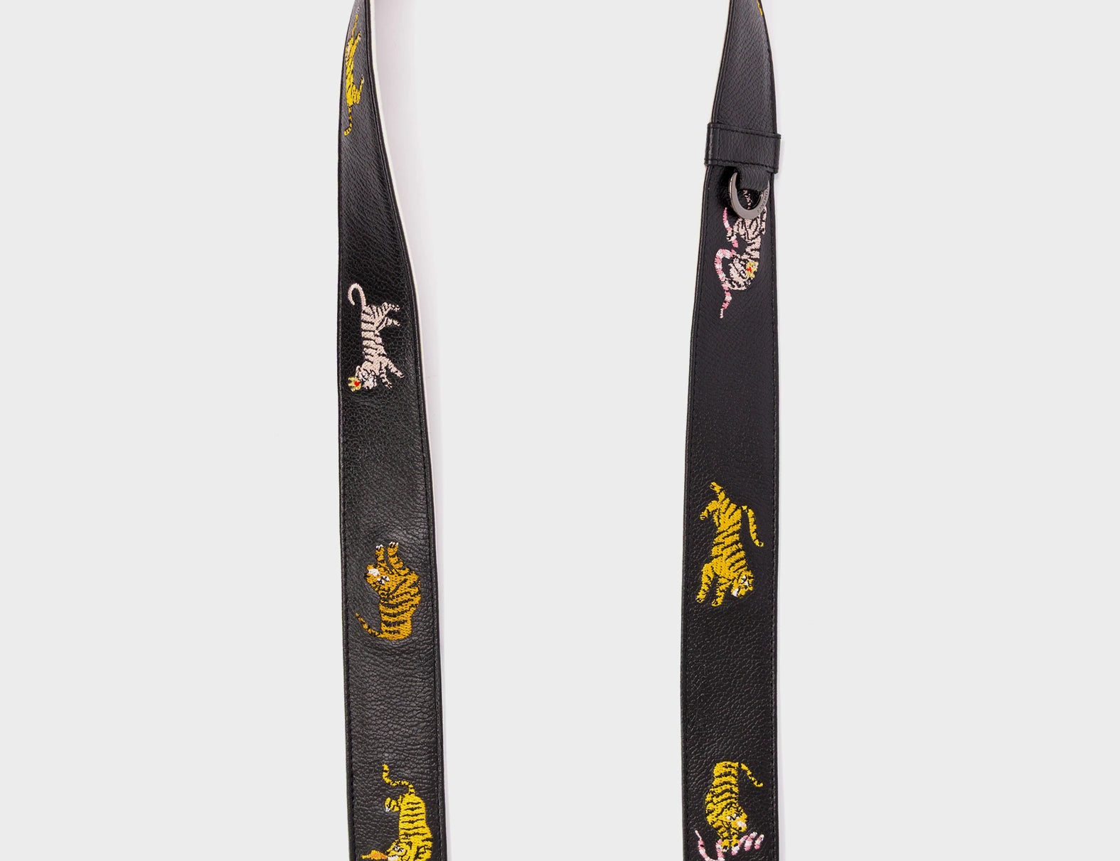Detachable Black Leather Shoulder Strap - Retrotiger Embroidery  - How To Use It