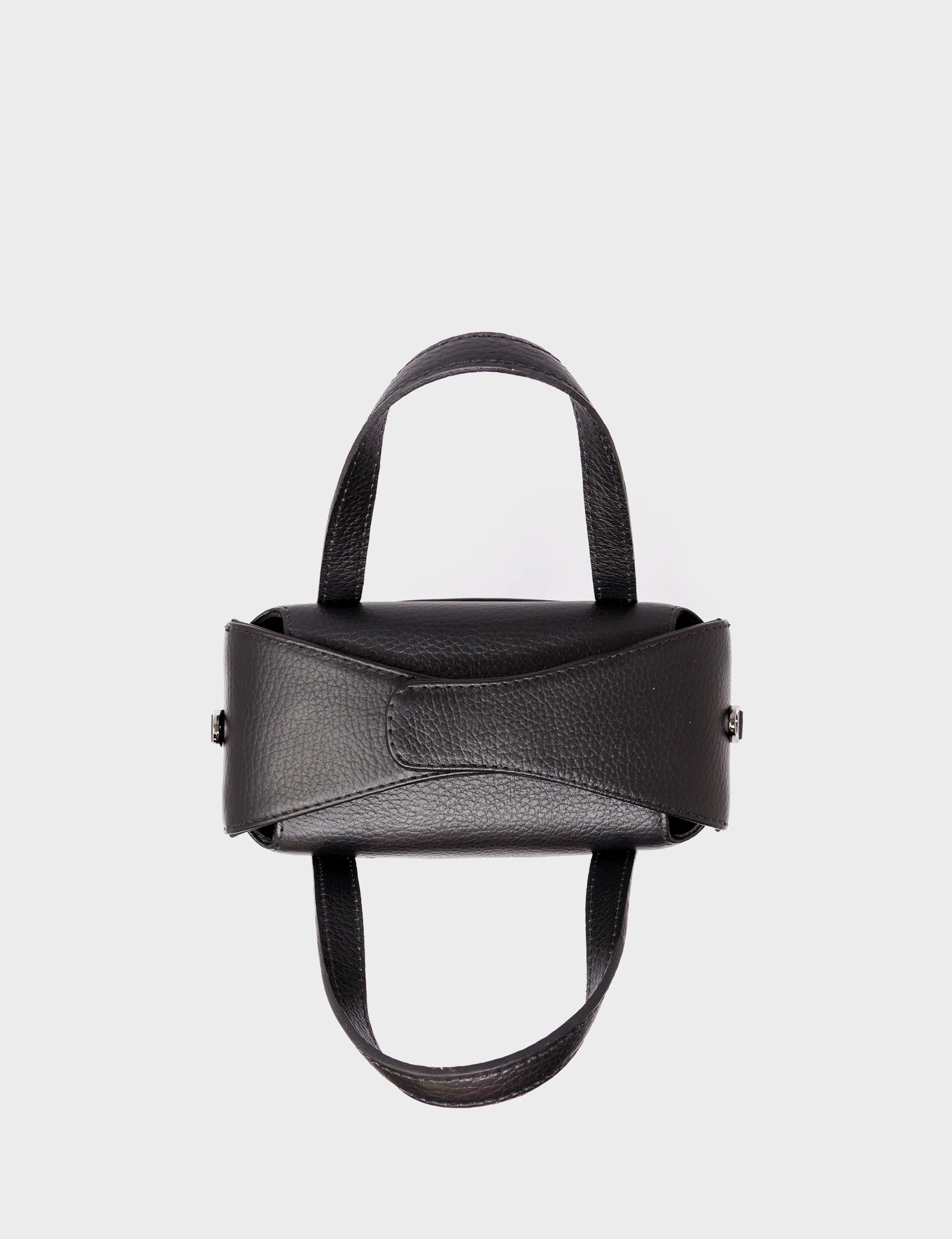 通販では人気ブランドを豊富に品揃え BEEDEN MINI B LOGO BAG BLACK 