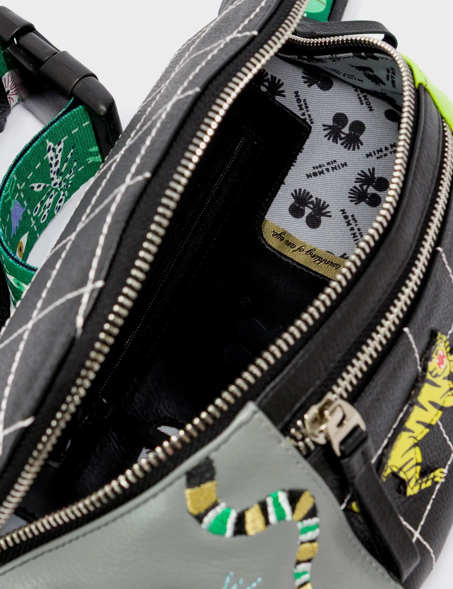 Harold Fanny Pack Black Leather - Floralia Design - Inside View