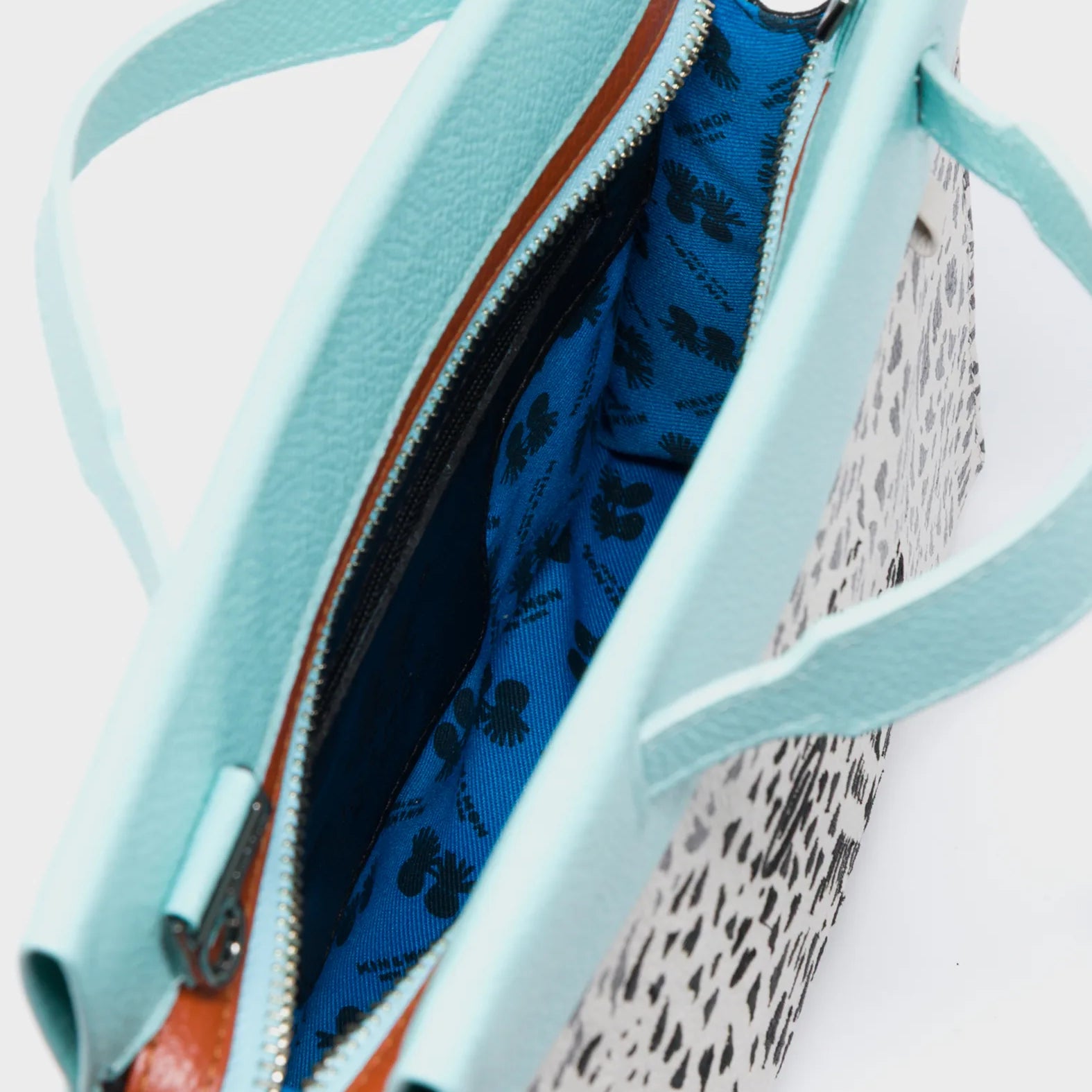 Vali Crossbody Cream Leather Bag - Happy Tiger Embroidery - Inside View