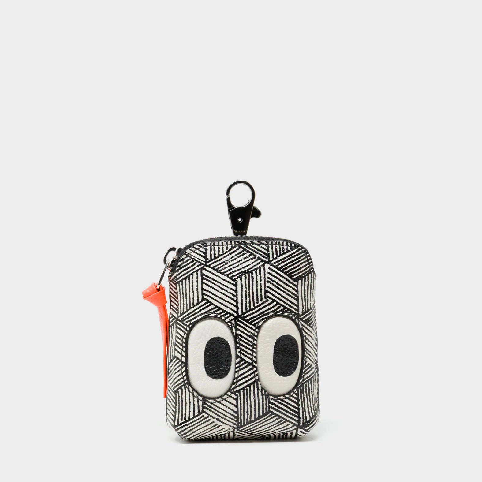 Florence Pouch Charm - Cream Leather Keychain Eyes Engraved - Font view