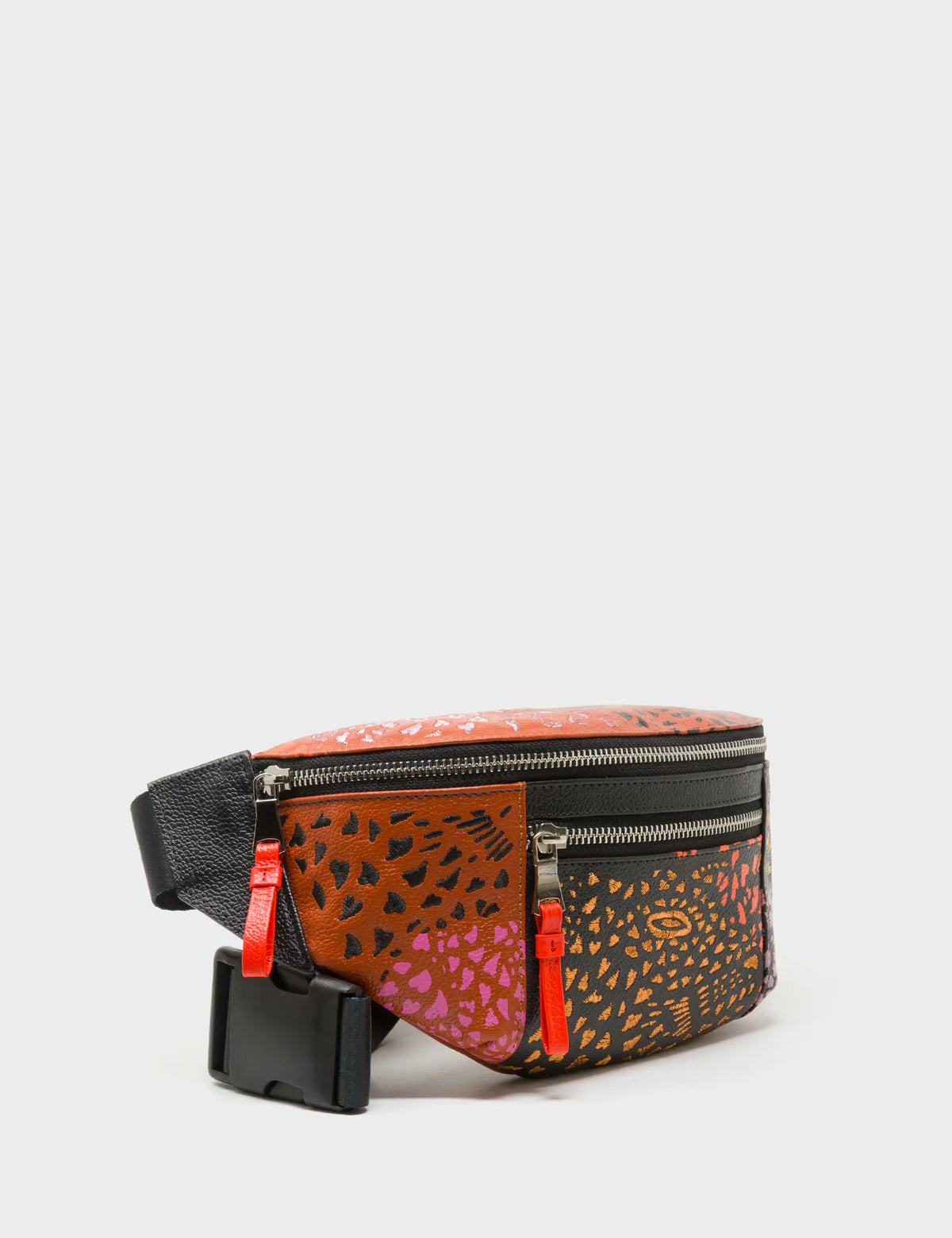 Harold Fanny Pack Black Leather - Retro Tiger Embroidery - Side View