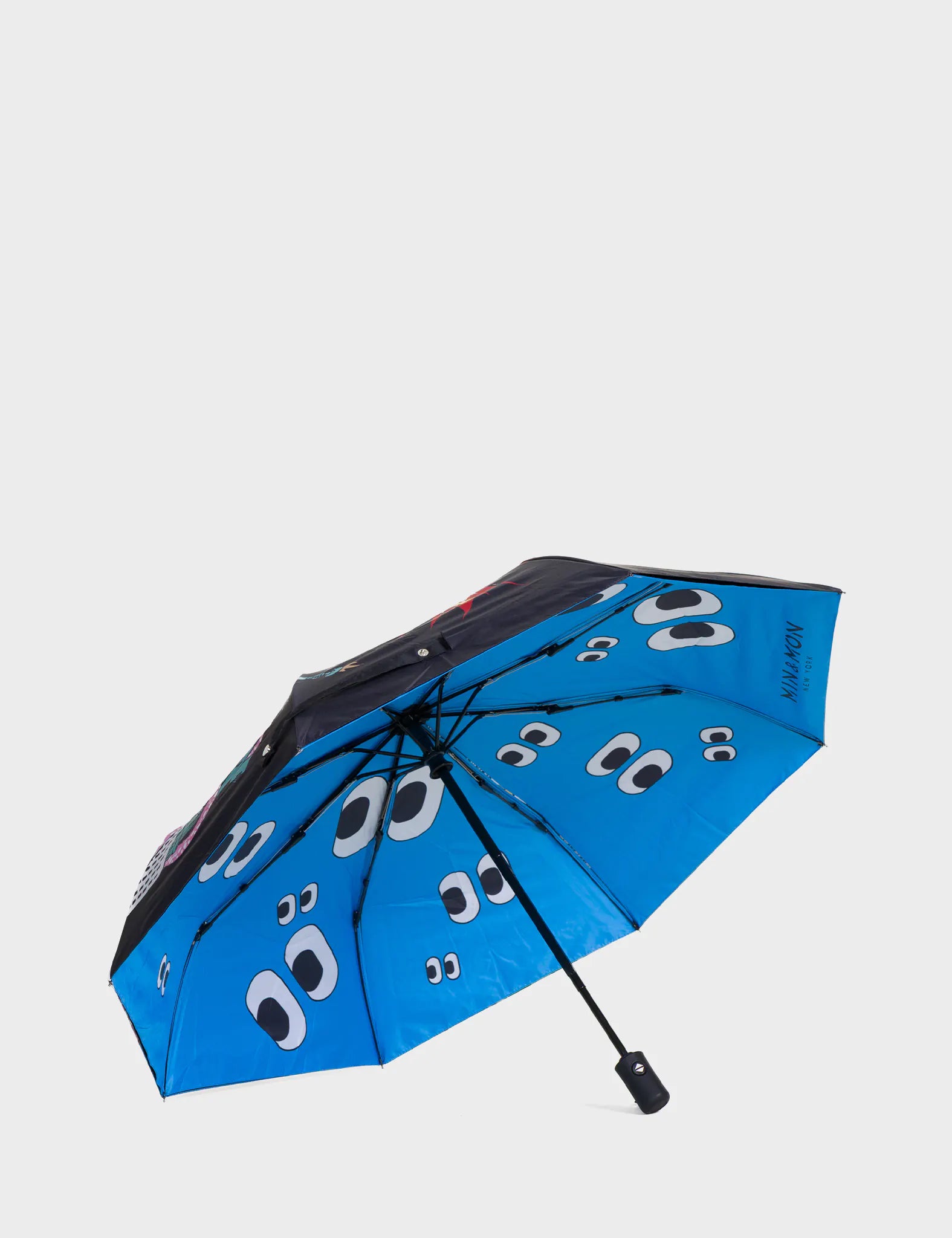 Black Umbrella - Herocity Design - Interior design