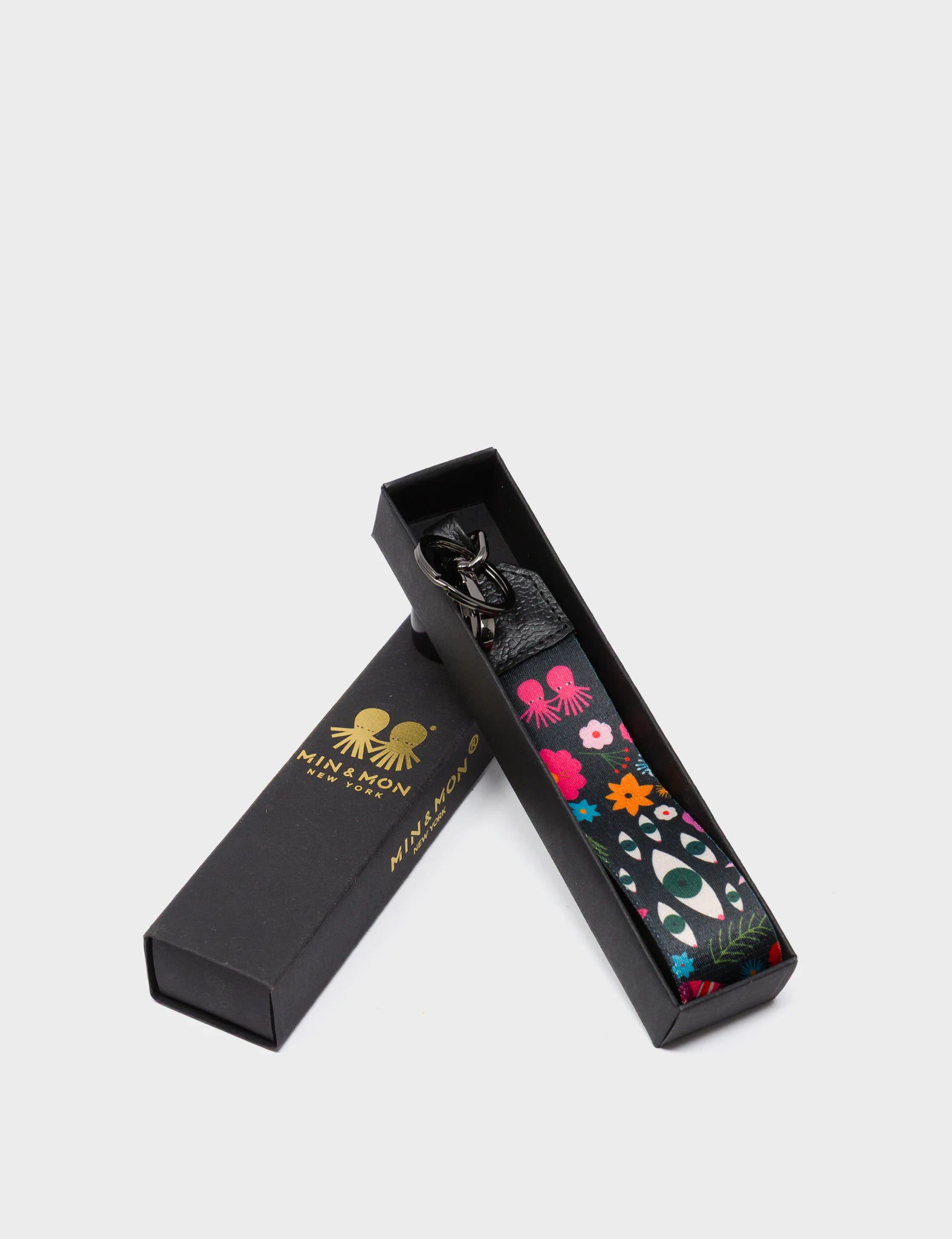 Black Nylon Keychain - Flowers Print - Packaging