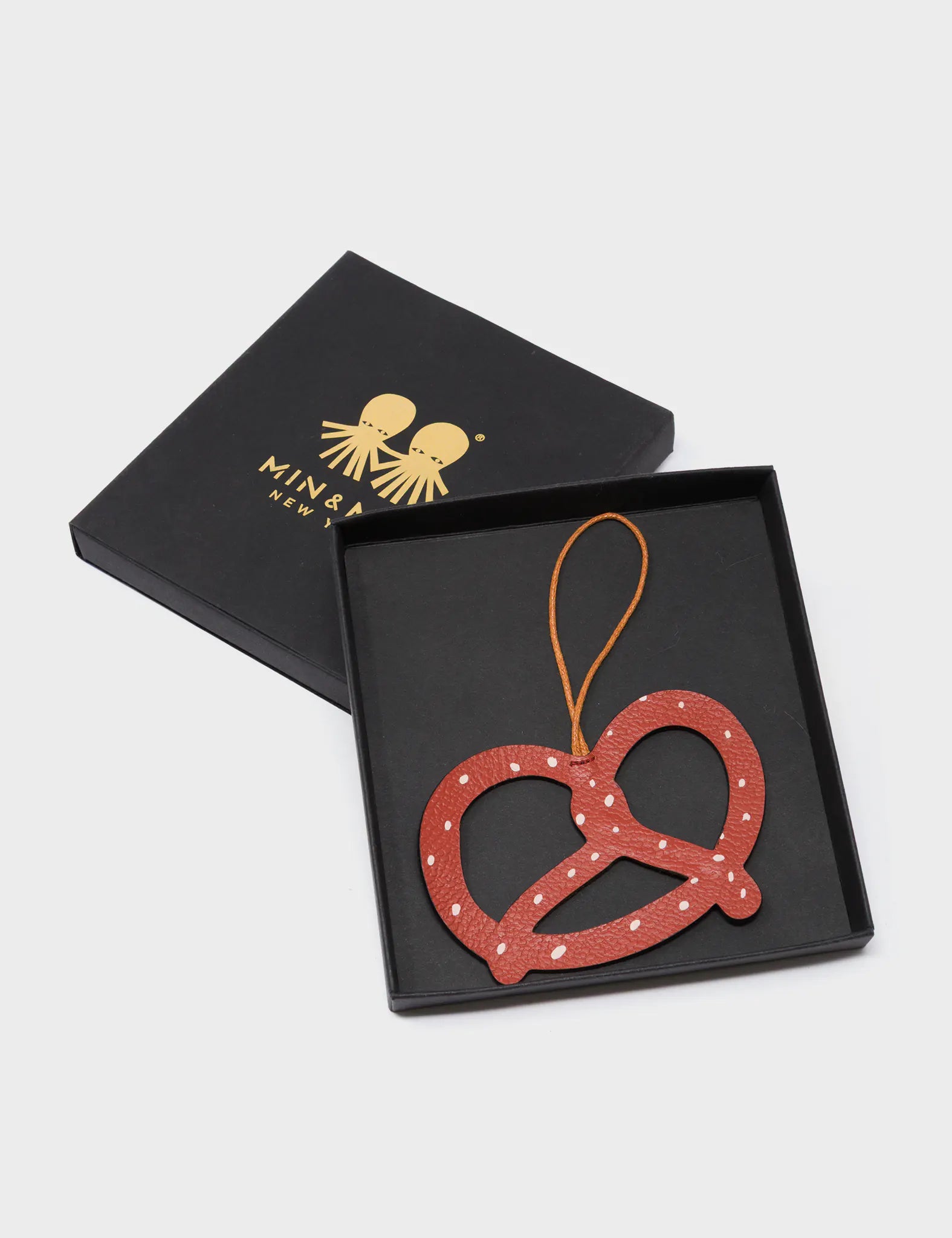 Tree Ornament - Pretzel - Package