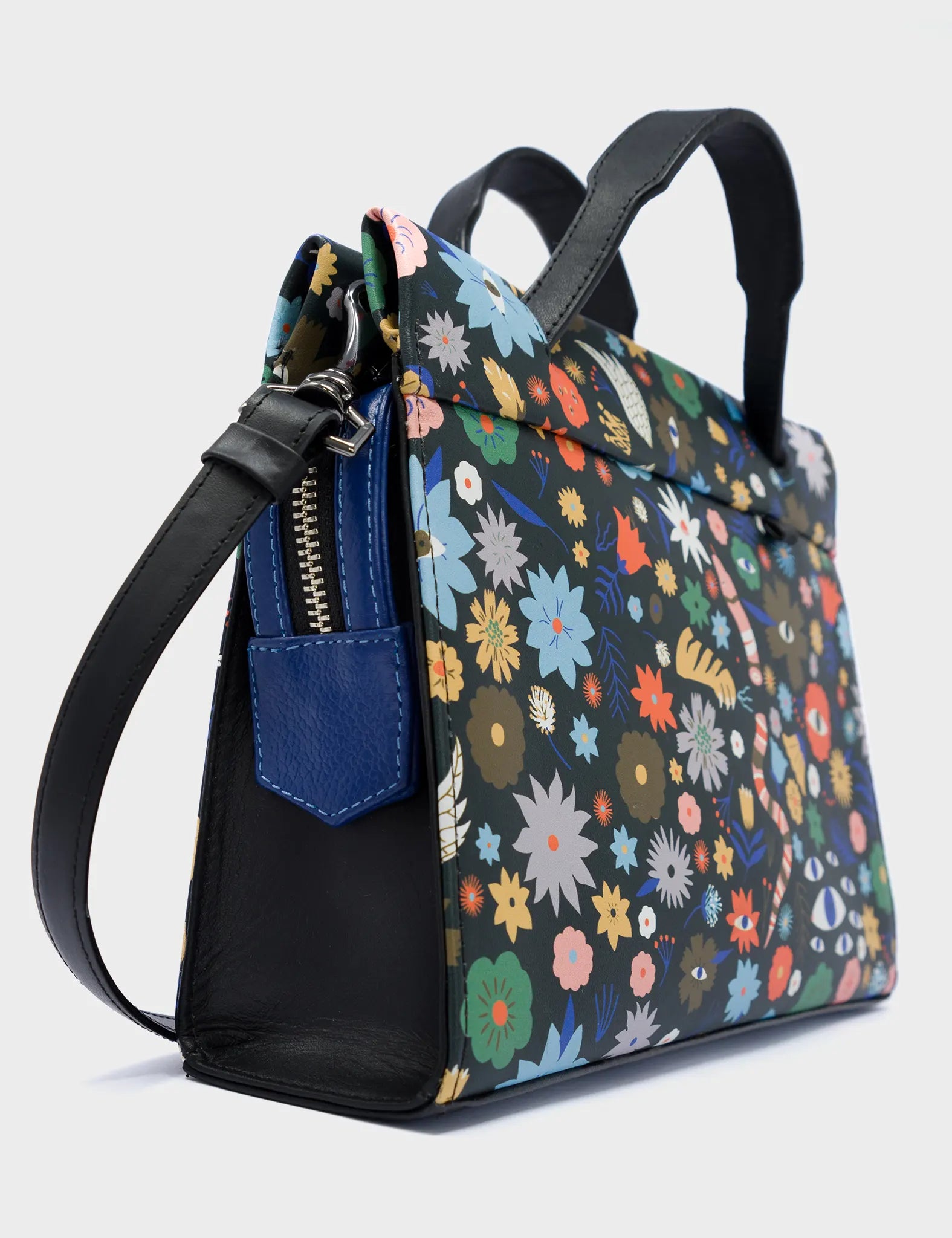 Crossbody Small Black Leather Bag - Floral Pattern Print - Side 