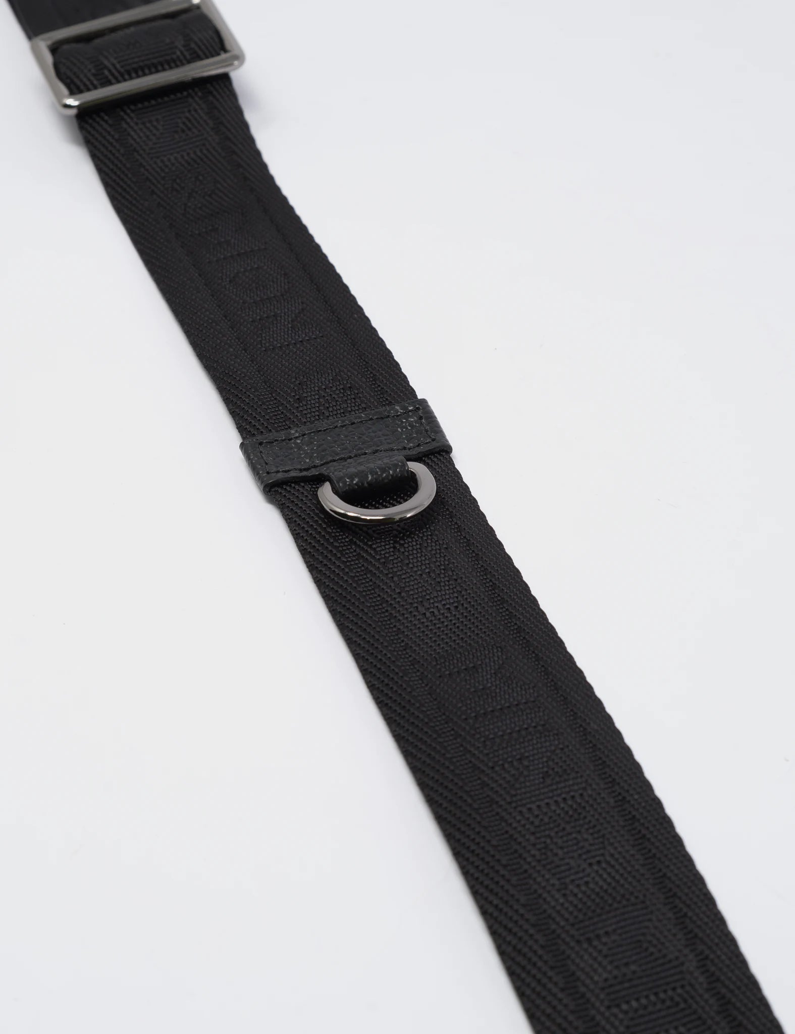 Detachable Black Nylon Strap - Min & Mon Design - Detail View