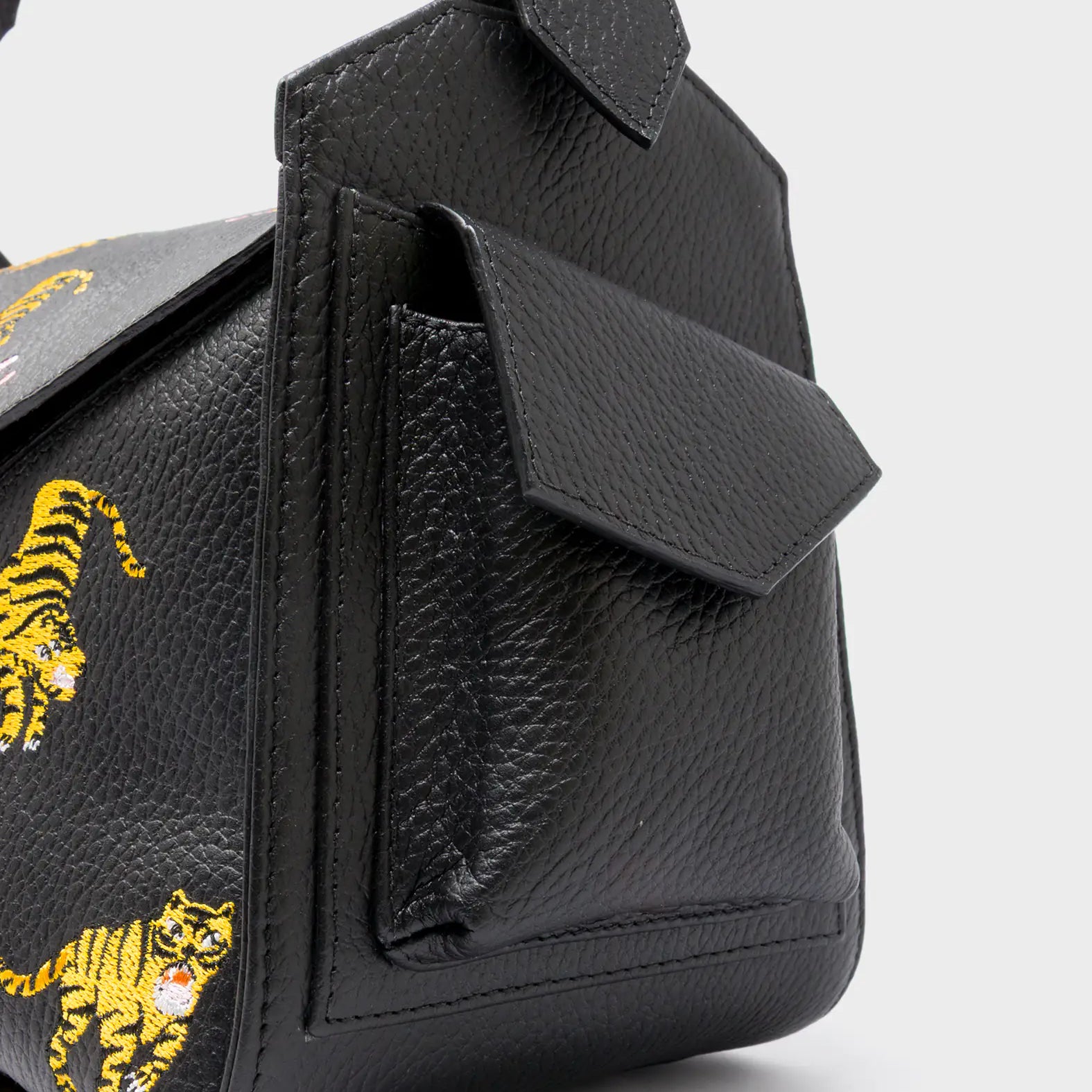 Houston Black Leather Shoulder Bag - Tiger Rumble - Pocket View