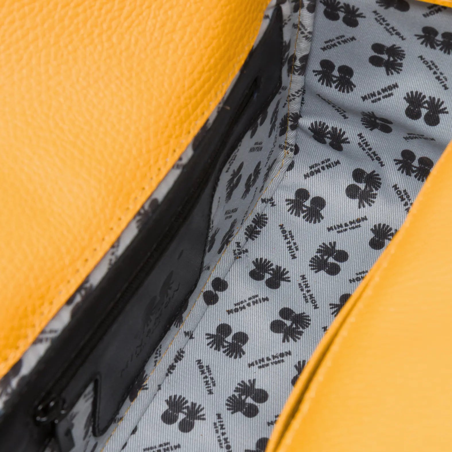 Benji Medium Crossbody Golden Glow Leather Bag - Look Up - Inside View
