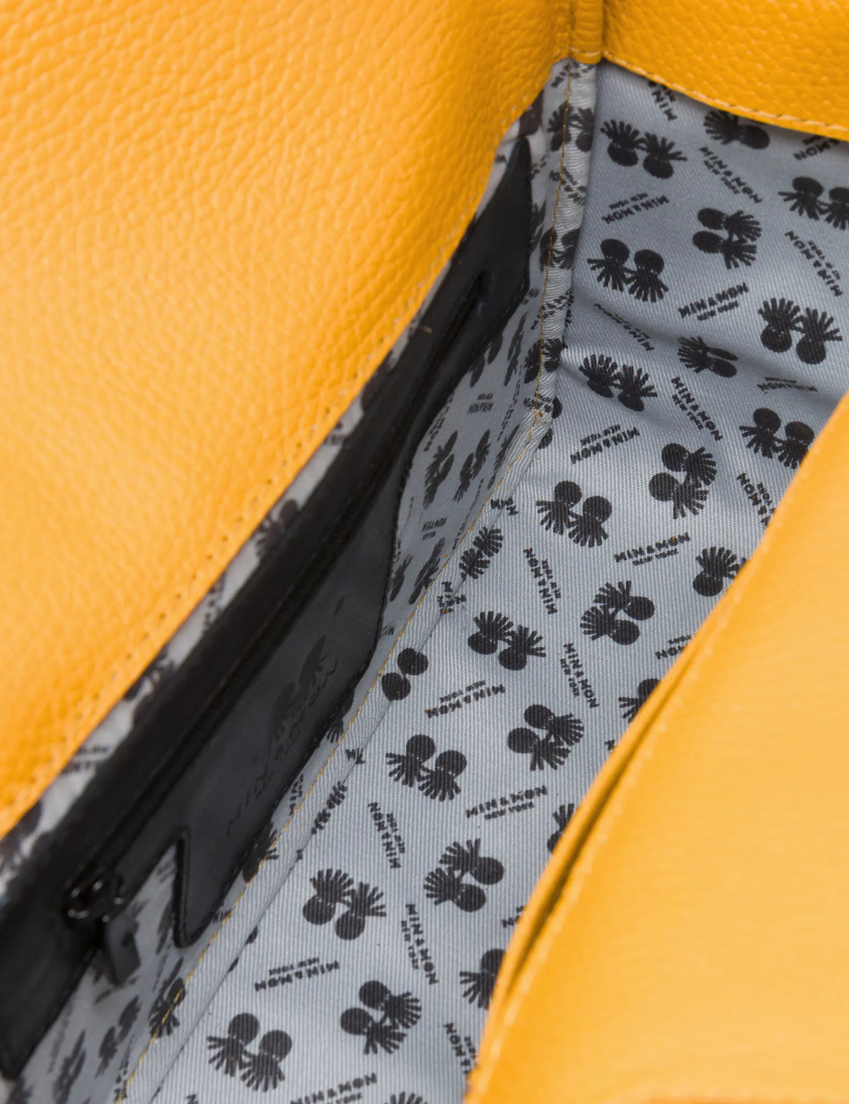 Benji Medium Crossbody Golden Glow Leather Bag - Look Up - Inside View
