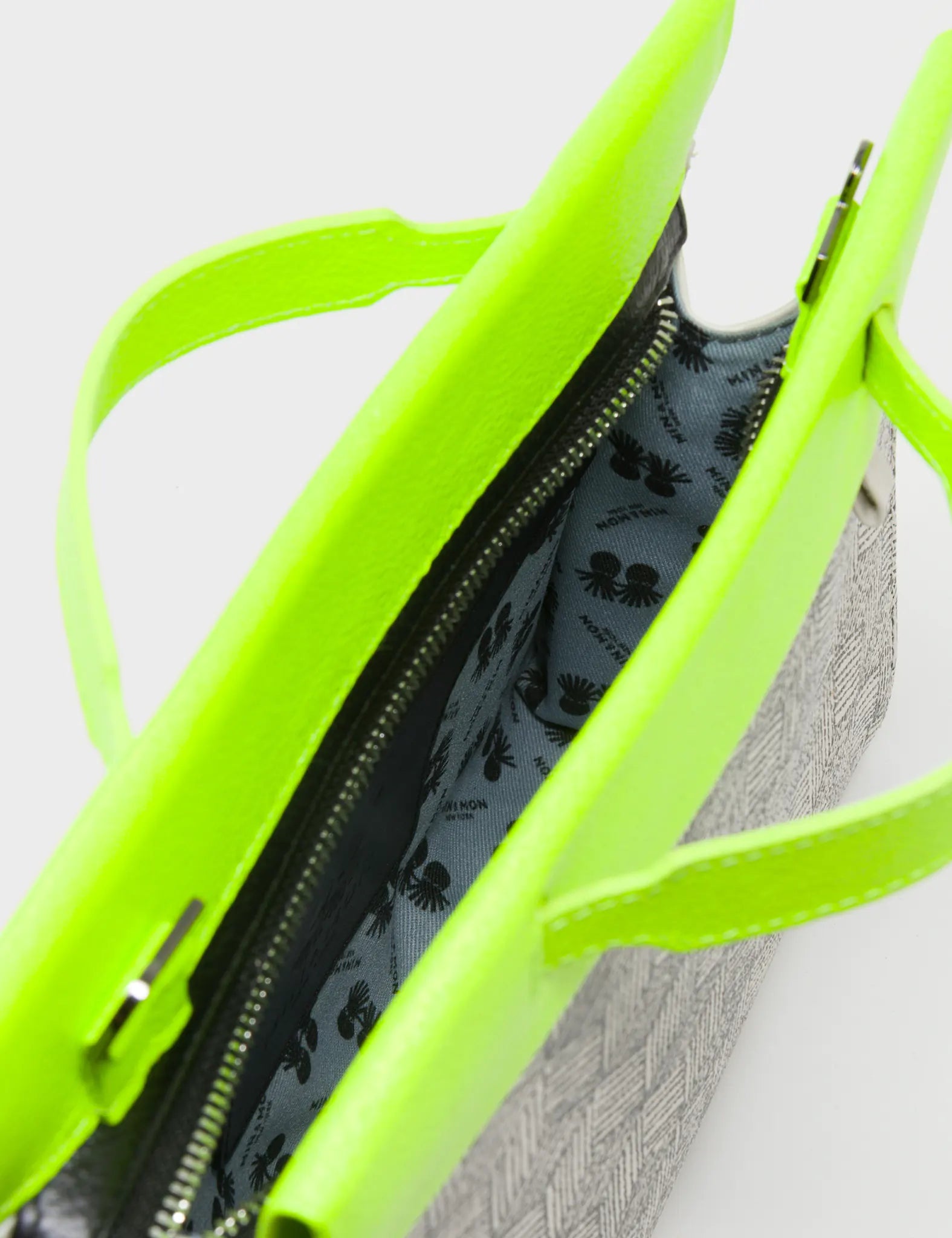 Vali Small Crossbody Cream and Neon Green Leather Bag - Cubes Print - Inside View