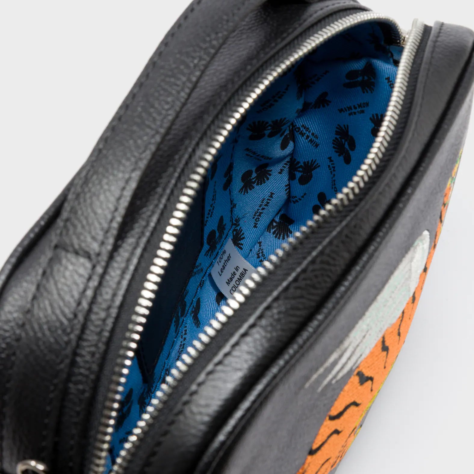 Verto Black Leather Crossbody Bag - Winged Tiger Embroidery - Inside View