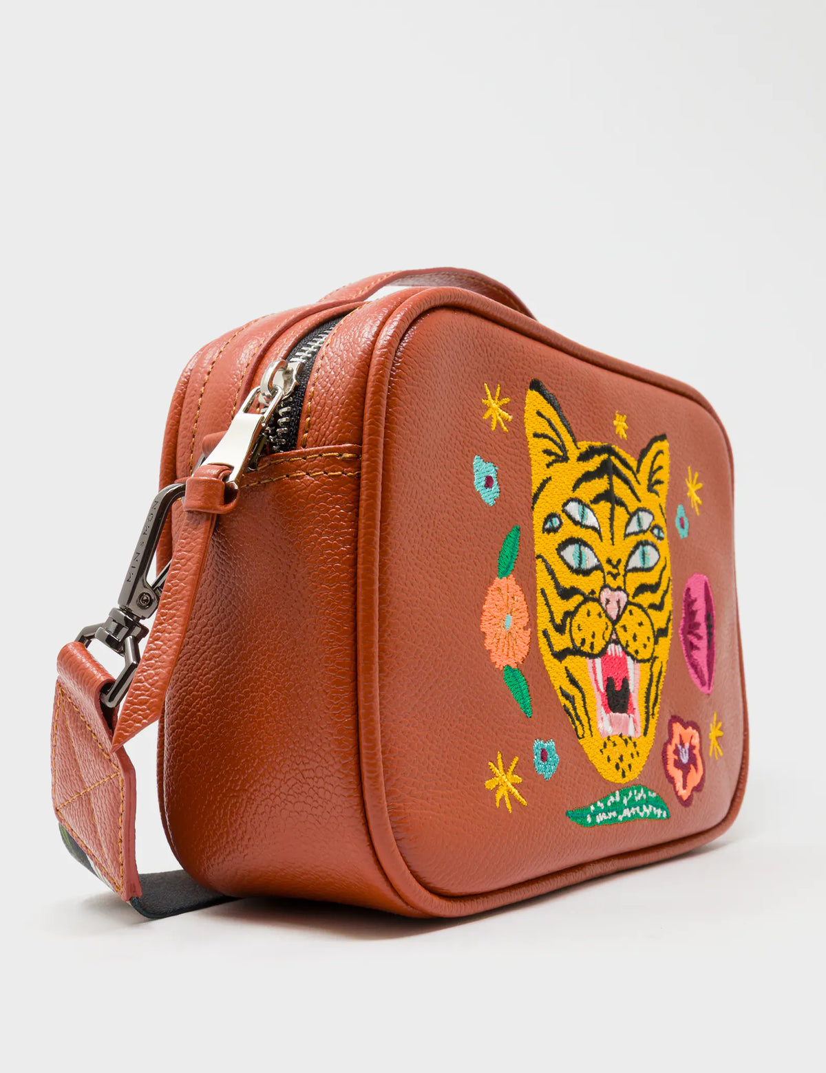 Verto Baked City Brown Leather Crossbody Bag - Happy Tiger Embroidery - Detail view