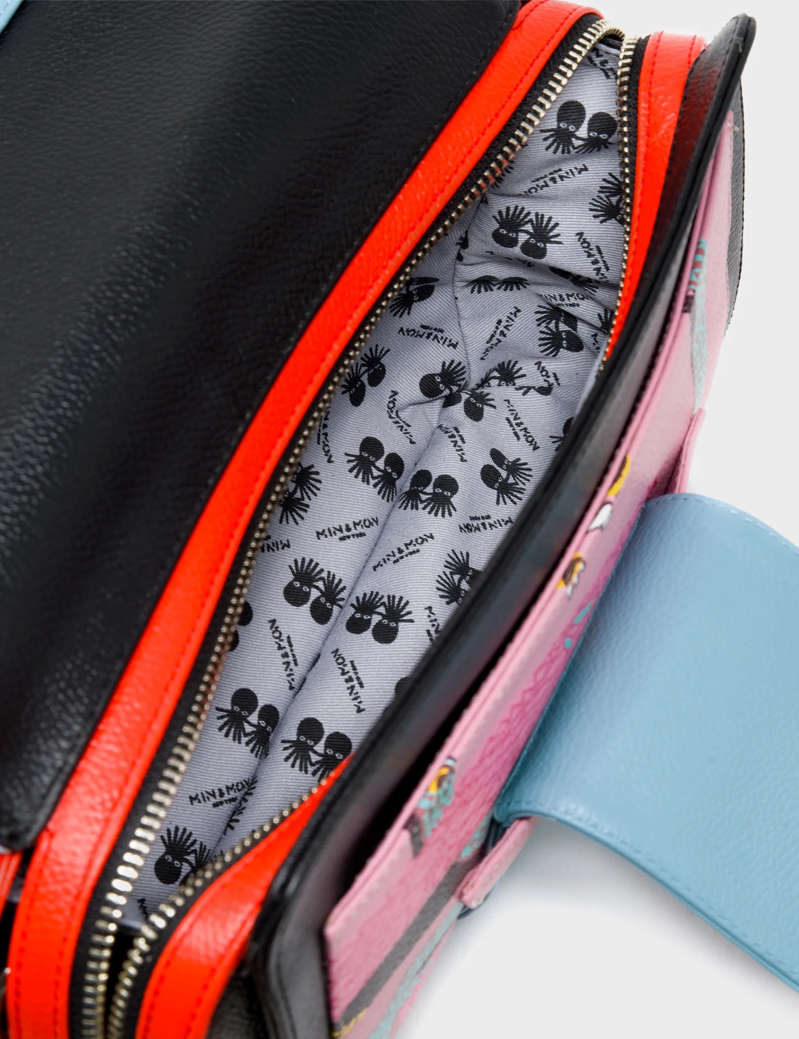 Reversible Black and Blue Shoulder Bag - Tiger And Snake Print - Inside 