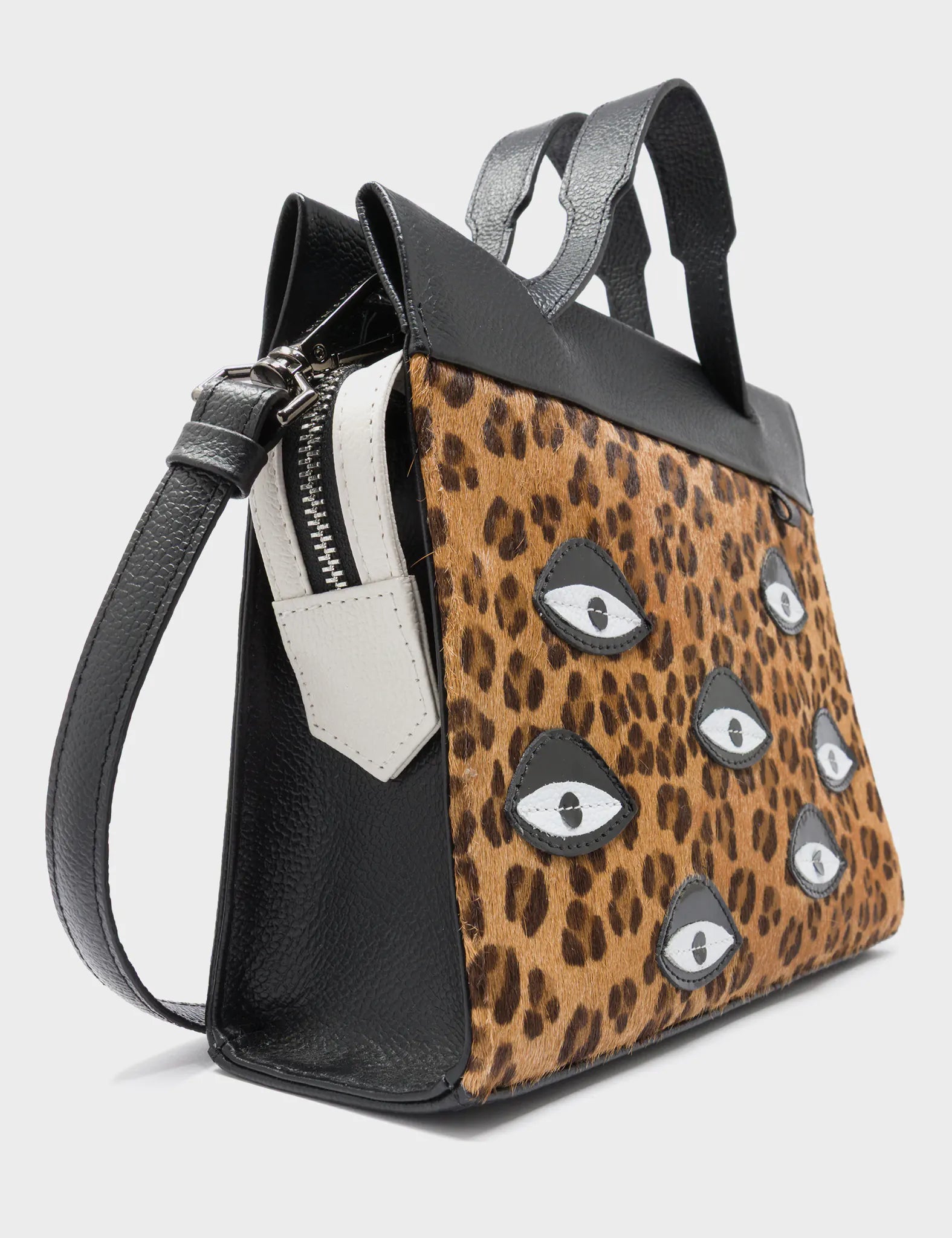 Vali Crossbody Small Animal Print Leather Bag - Eyes Applique Adjustable Handle - Detail 