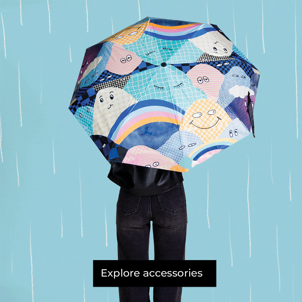 Colorful Min & Mon umbrella with playful cloud illustrations, animated rain details, and a button to explore accessories.