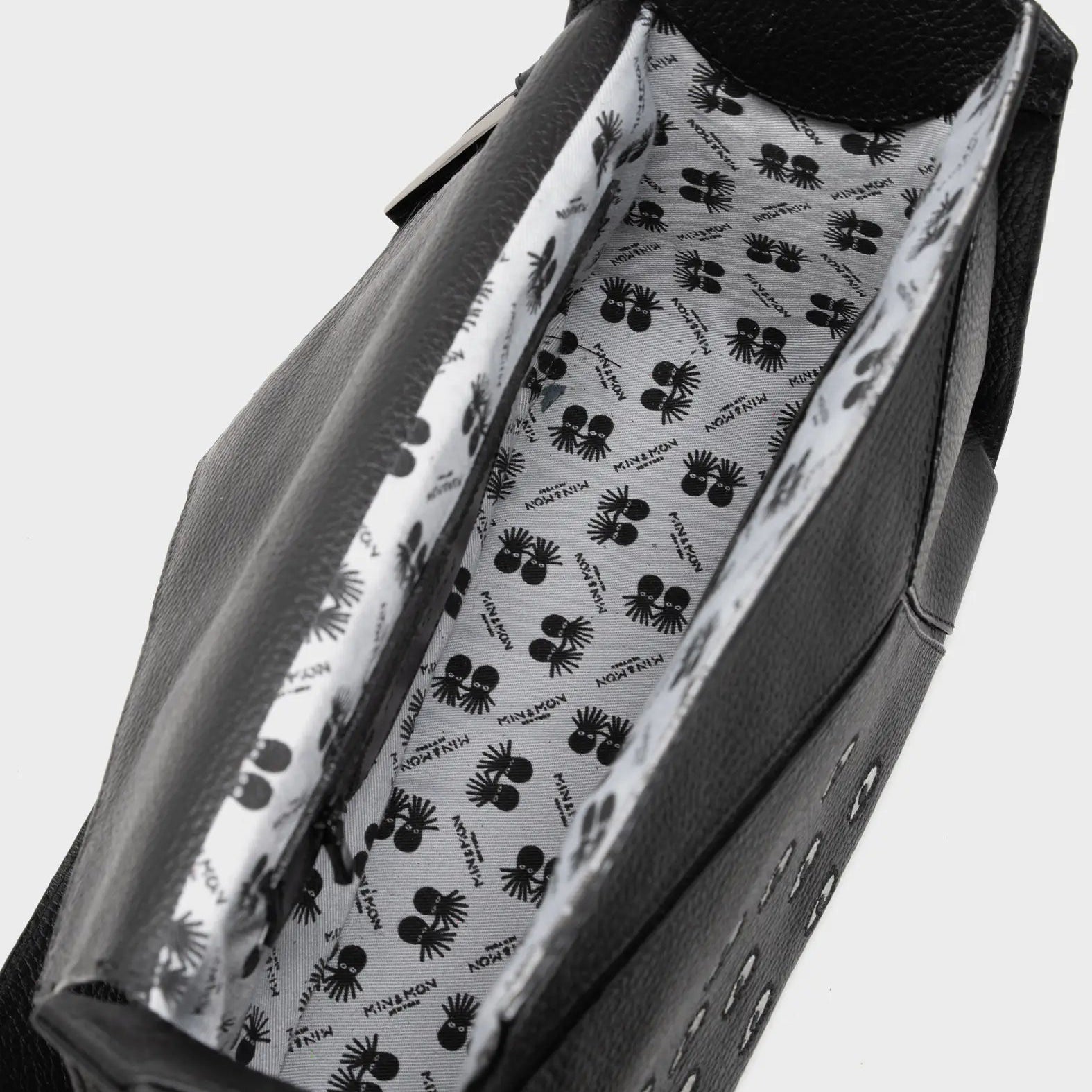 Houston Black Leather Shoulder Bag - Eyes Embroidery - Inside 