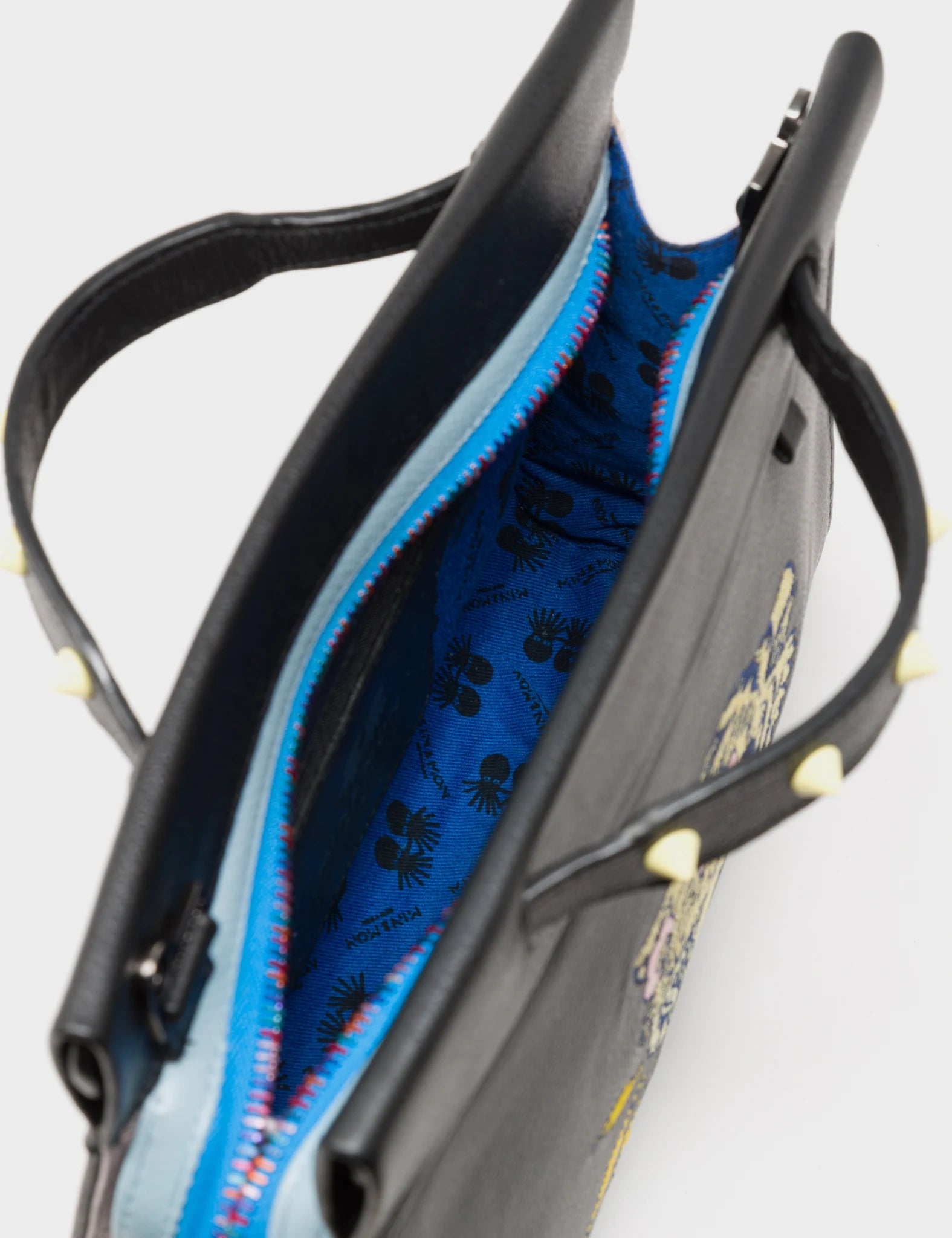 Vali Black Leather Crossbody Handbag Plastic Handle - Tiger And Snake – Min  & Mon