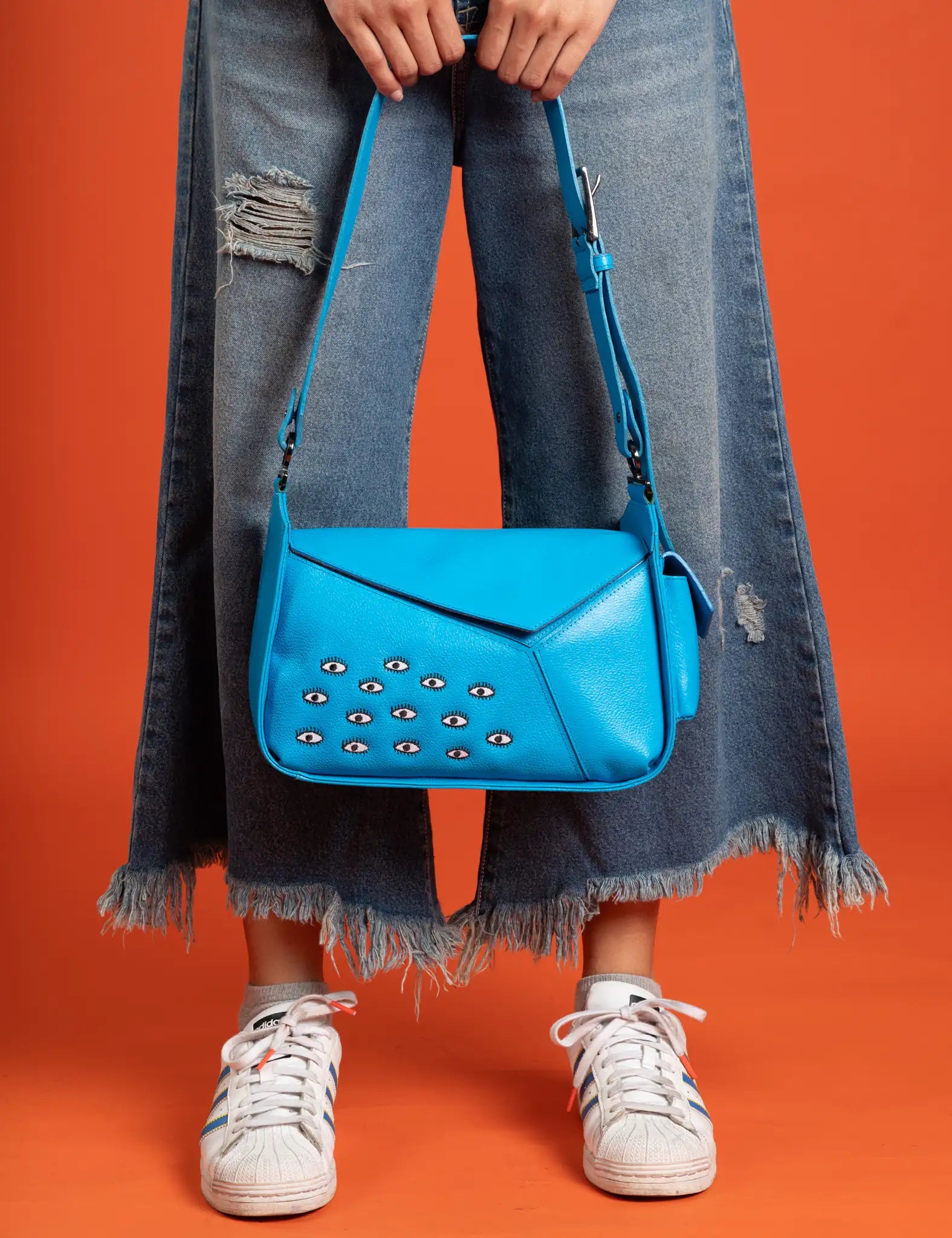 Houston Blue Leather Shoulder Bag - Eyes Embroidery - Model