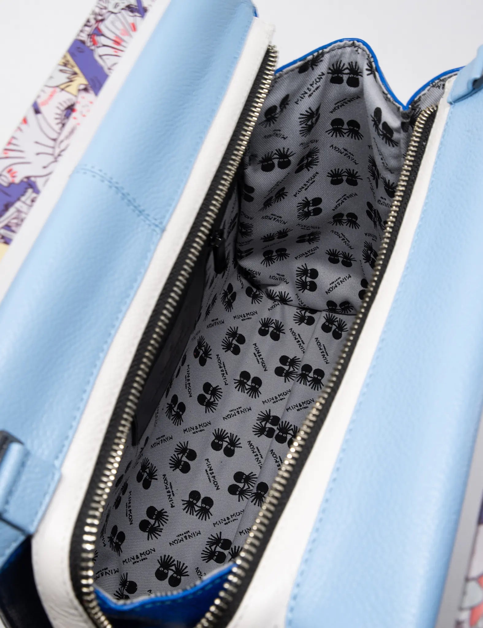 Manuel Sky Blue Leather Crossbody Handbag - Woodlands Embroidery - Inside 