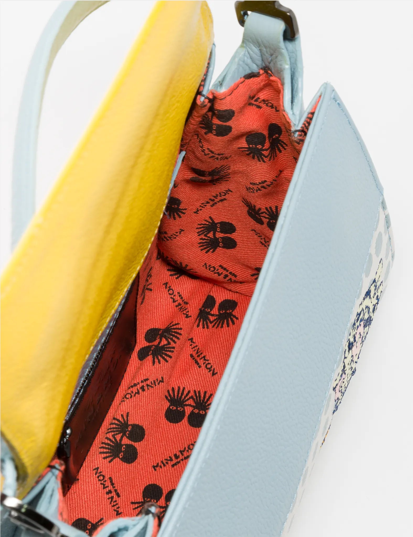 Vali Malva Leather Crossbody Handbag Plastic Handle - Herocity Tiger Print - Inside view